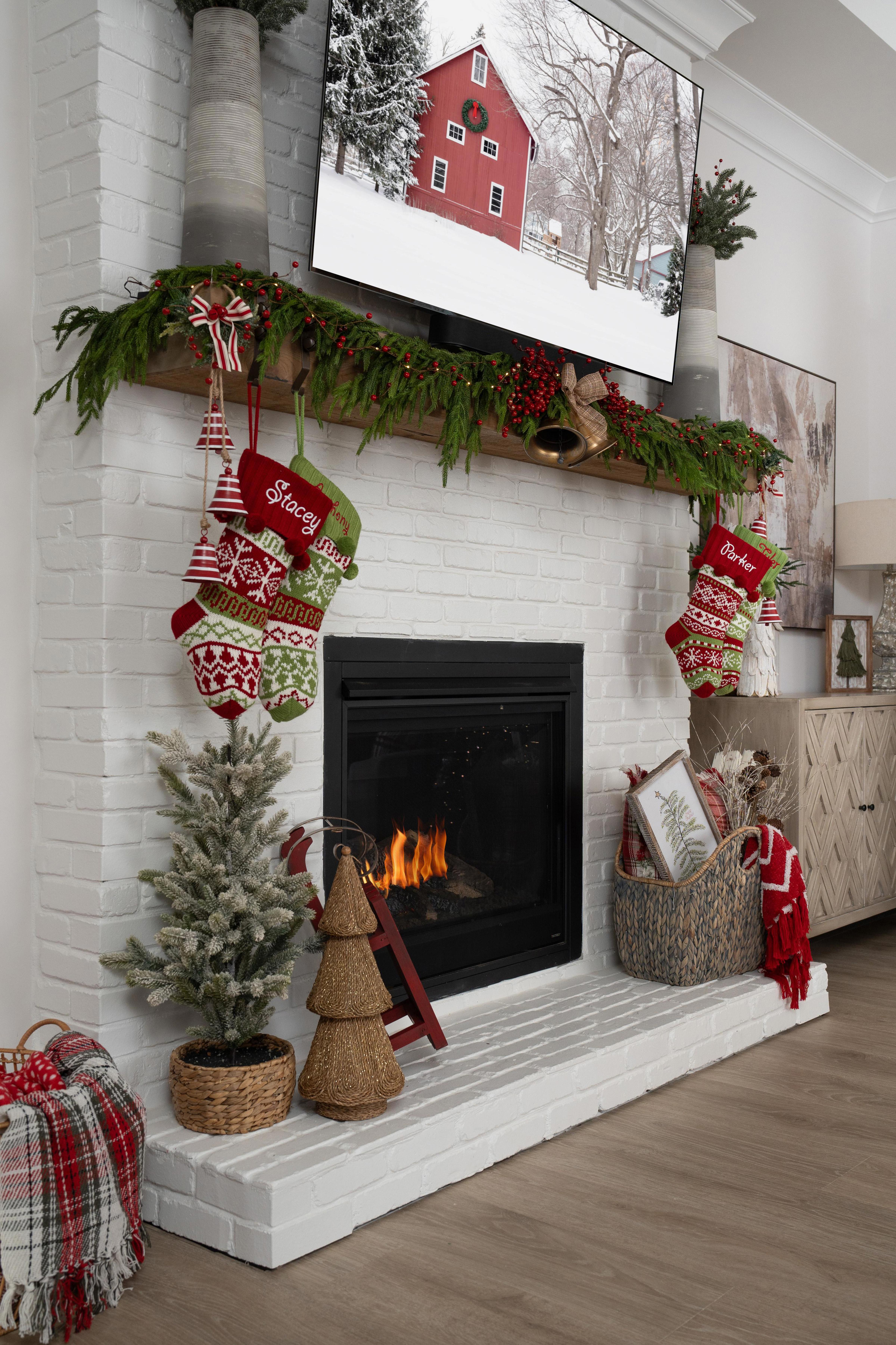 LTBY34_Christmas_10_Drees